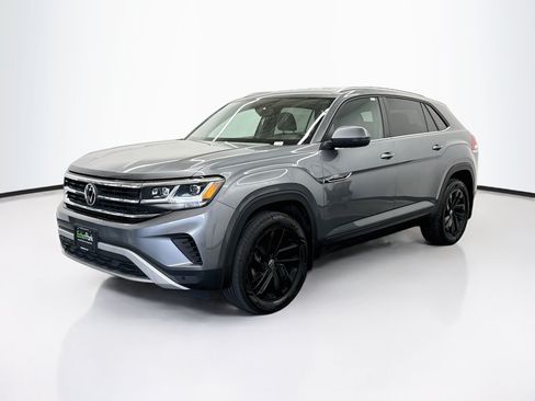Used 2023 Volkswagen Atlas Cross Sport SE w/ Black Wheel Package AWD/4WD image 3