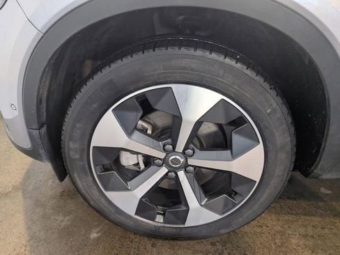 Used 2026 Volvo XC40 B5 Plus w/ Protection Package Premier image 7