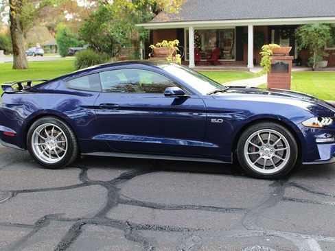 Used 2019 Ford Mustang GT w/ GT Performance Package image 3