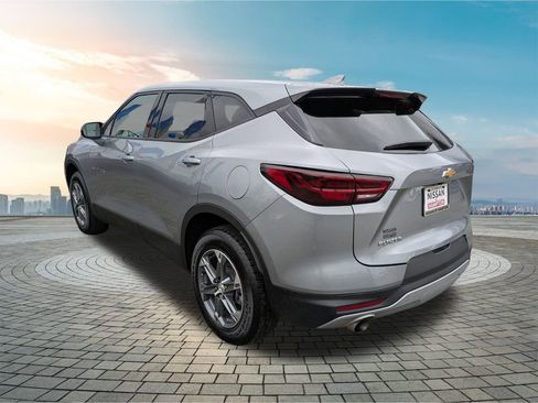 Used 2025 Chevrolet Blazer LT image 7