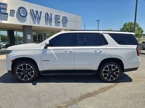 Used 2024 Chevrolet Tahoe RST w/ Luxury Package RWD image 13
