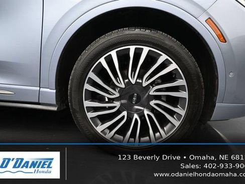 Used 2022 Lincoln Corsair Reserve w/ Equipment Group 201A AWD/4WD image 44