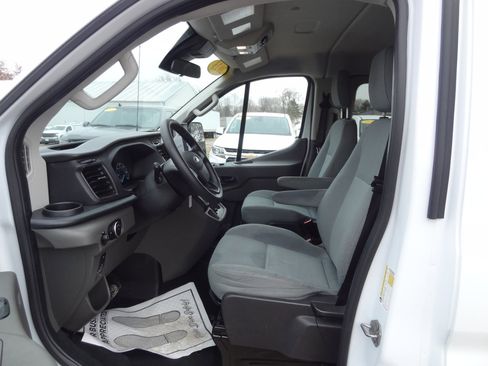 Used 2023 Ford Transit 350 XLT image 10