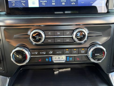 Used 2023 Ford F150 Lariat w/ Equipment Group 502A High AWD/4WD image 18