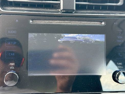 Used 2019 Toyota Prius LE image 15