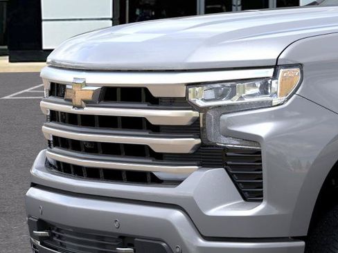 New 2026 Chevrolet Silverado 1500 High Country w/ High Country Premium Package AWD/4WD image 37