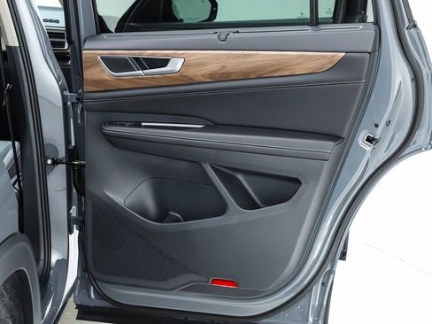 New 2026 Volkswagen Atlas SE image 71