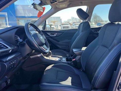 Used 2023 Subaru Forester Premium image 12