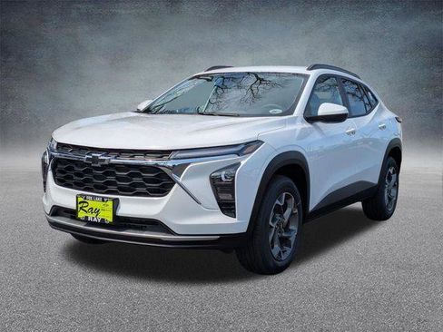 New 2026 Chevrolet Trax LT w/ LT Convenience Package image 8