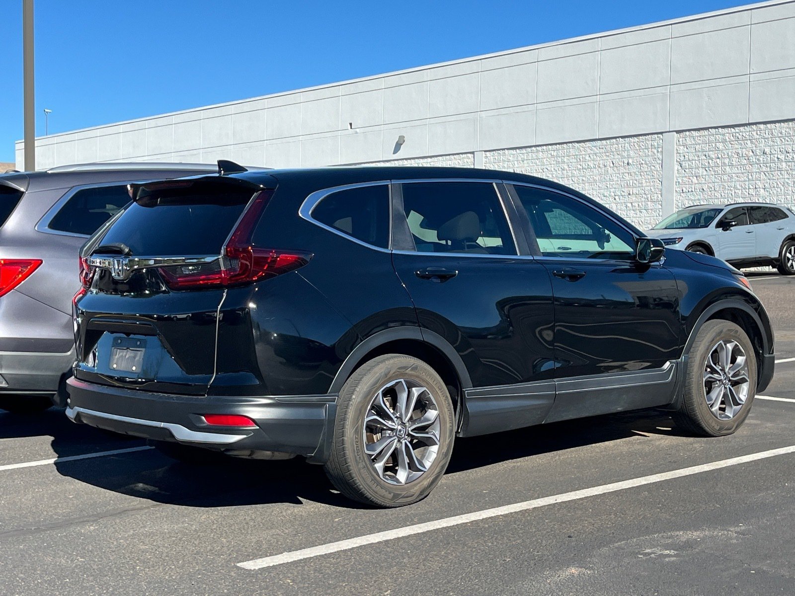 Used 2022 Honda CR-V EX-L image 4