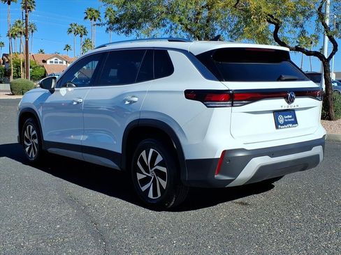 Certified 2025 Volkswagen Tiguan S image 4