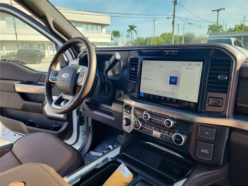 New 2026 Ford F350 King Ranch w/ Chrome Package image 32