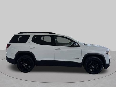 Used 2023 GMC Acadia SLT w/ Elevation Edition FWD image 7