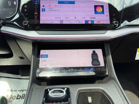 Used 2024 Jeep Wagoneer Launch Edition image 21