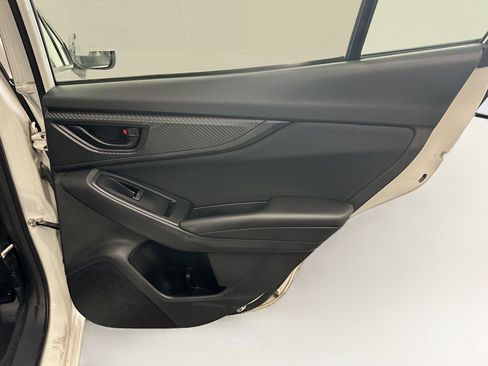 Used 2018 Subaru Impreza 2.0i Premium image 30