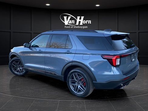 New 2026 Ford Explorer ST image 3