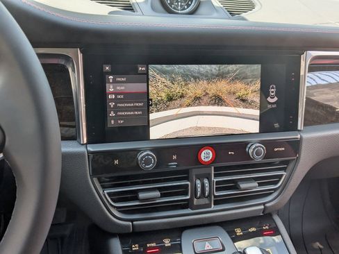 New 2026 Porsche Macan AWD/4WD image 19