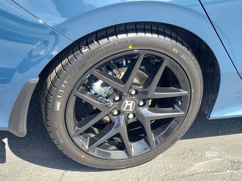Used 2025 Honda Civic Sport image 28