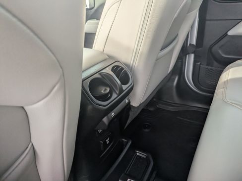 Used 2022 Jeep Wrangler Unlimited Sahara image 22