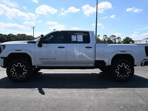 Used 2025 GMC Sierra 2500 Denali Ultimate AWD/4WD image 51