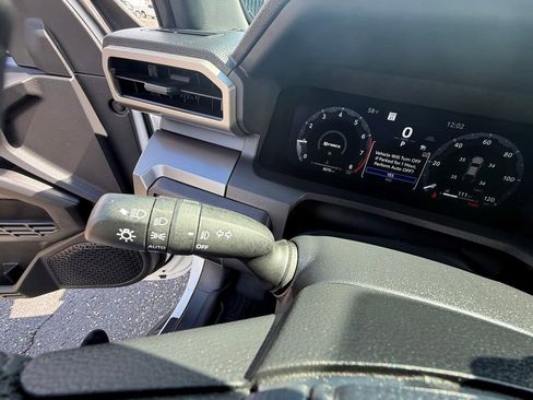 Used 2025 Toyota Tacoma TRD Off-Road image 20