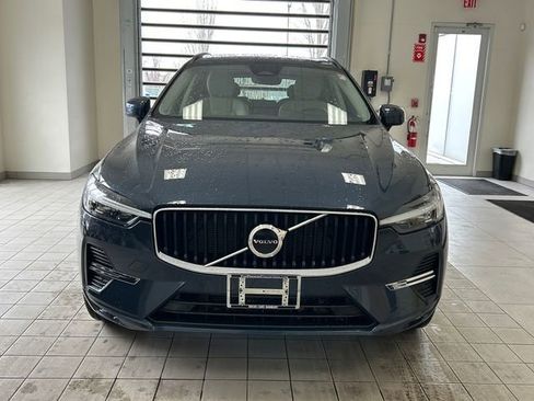 Certified 2023 Volvo XC60 B5 Core w/ Climate Package image 6