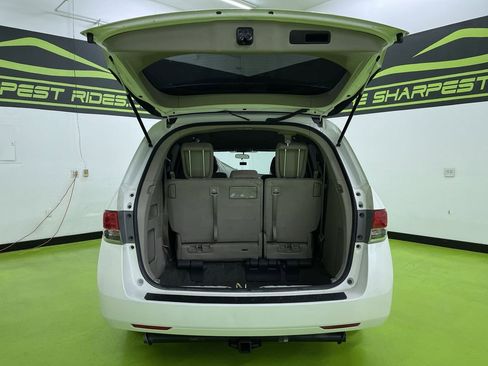 Used 2015 Honda Odyssey EX image 9