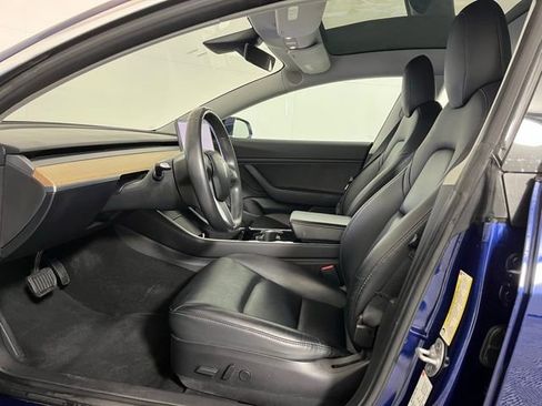 Used 2018 Tesla Model 3 Long Range image 11