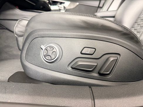 Used 2022 Audi RS 5 Sportback AWD/4WD image 25
