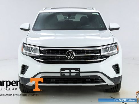 Used 2023 Volkswagen Atlas Cross Sport SE w/ Panoramic Sunroof Package AWD/4WD image 16