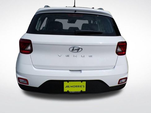 New 2026 Hyundai Venue SEL FWD image 5