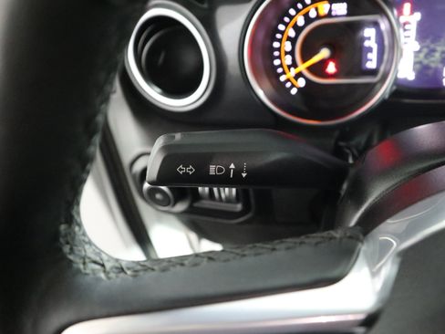 Used 2022 Jeep Wrangler Unlimited Sahara AWD/4WD image 26