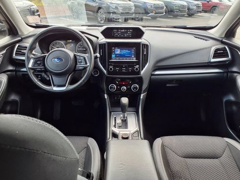Used 2023 Subaru Forester Premium AWD/4WD image 2