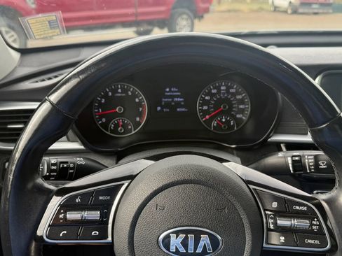 Used 2020 Kia Optima Premium image 19