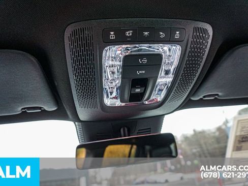 Used 2025 Mercedes-Benz GLB 250 GLB 250 w/ Exclusive Package image 35