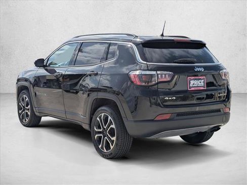Used 2022 Jeep Compass Limited AWD/4WD image 8