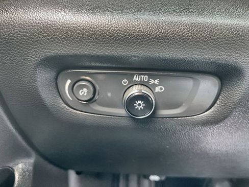 Certified 2023 Chevrolet Traverse LT AWD/4WD image 17