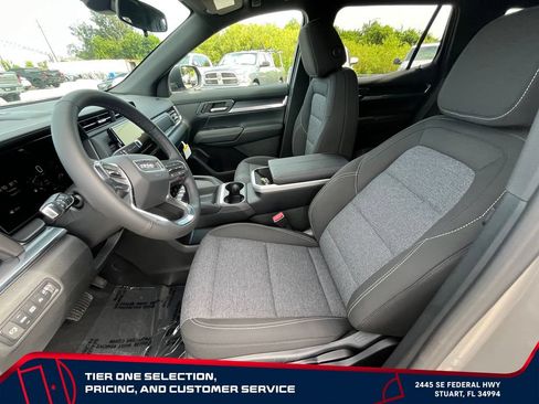 New 2027 GMC Terrain Elevation FWD image 10