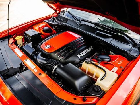 Used 2009 Dodge Challenger R/T RWD image 28
