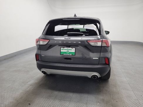 Used 2020 Ford Escape SE FWD image 7