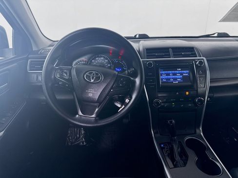 Used 2015 Toyota Camry LE FWD image 23