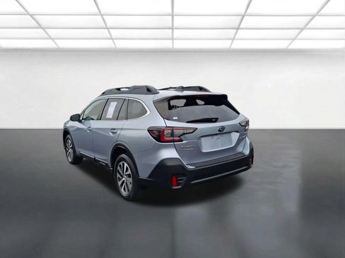 Used 2020 Subaru Outback Premium AWD/4WD image 5
