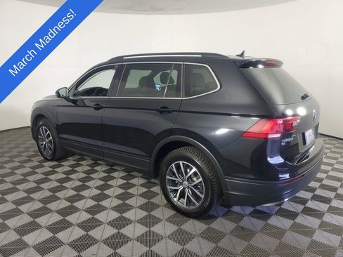 Used 2019 Volkswagen Tiguan SE w/ Panoramic Sunroof Package image 6