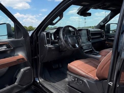 Used 2025 GMC Sierra 2500 Denali Ultimate AWD/4WD image 33