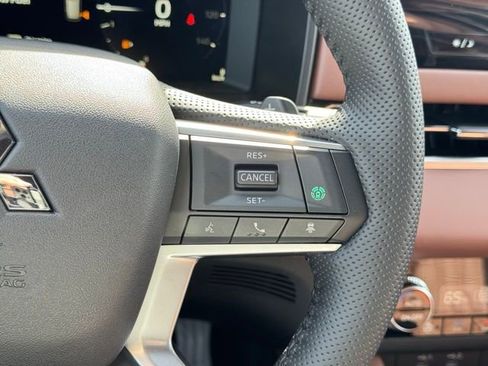 New 2026 Mitsubishi Outlander SEL FWD image 26