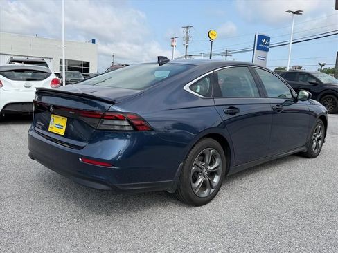 Used 2023 Honda Accord EX image 12