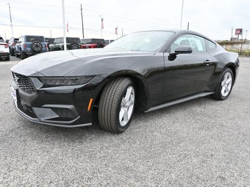 New 2026 Ford Mustang Coupe image 7