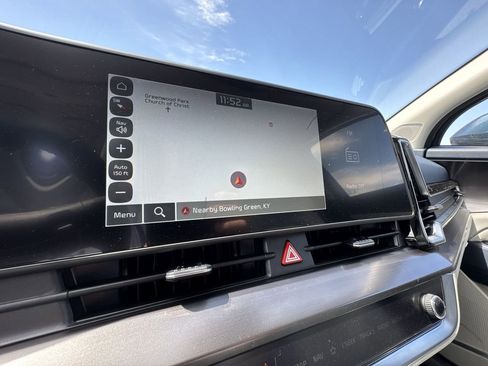 New 2025 Kia Sportage EX w/ EX Premium Package image 18