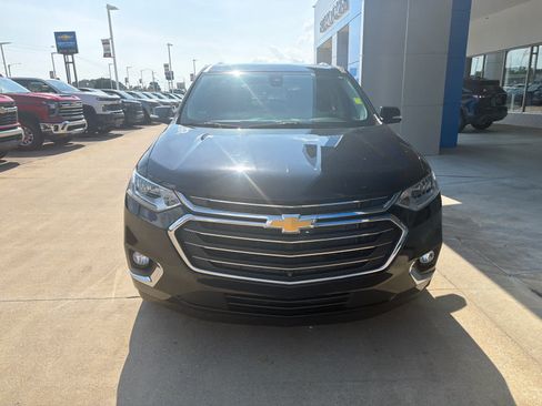 Used 2021 Chevrolet Traverse Premier AWD/4WD image 10