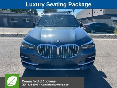 Used 2022 BMW X5 xDrive40i AWD/4WD image 3
